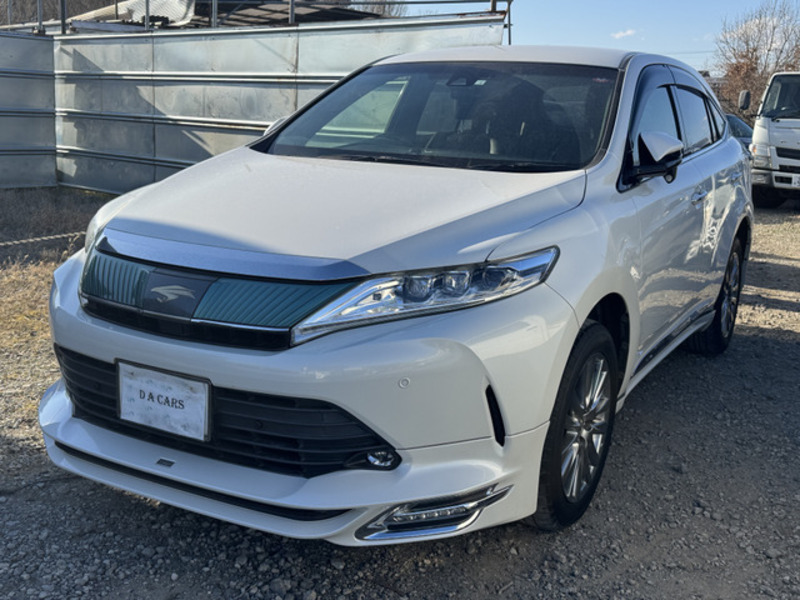 TOYOTA HARRIER