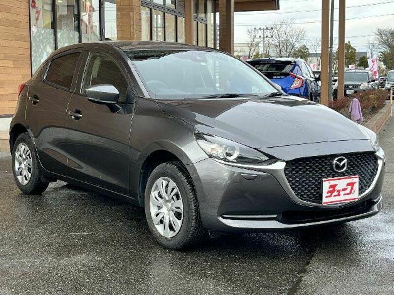 MAZDA2