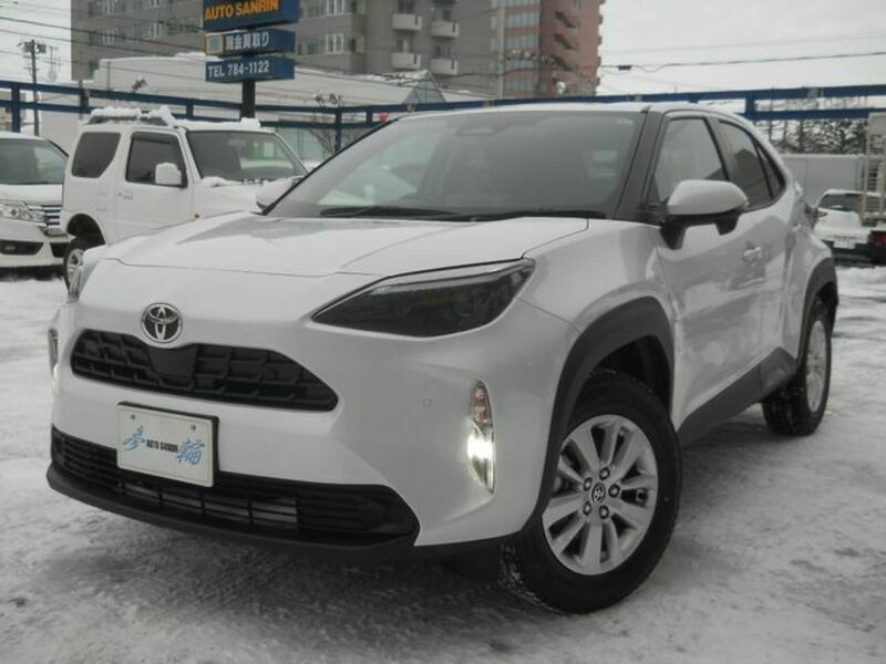 TOYOTA YARIS CROSS