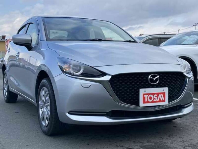 MAZDA2