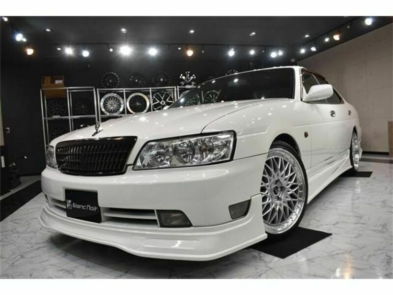 NISSAN LAUREL