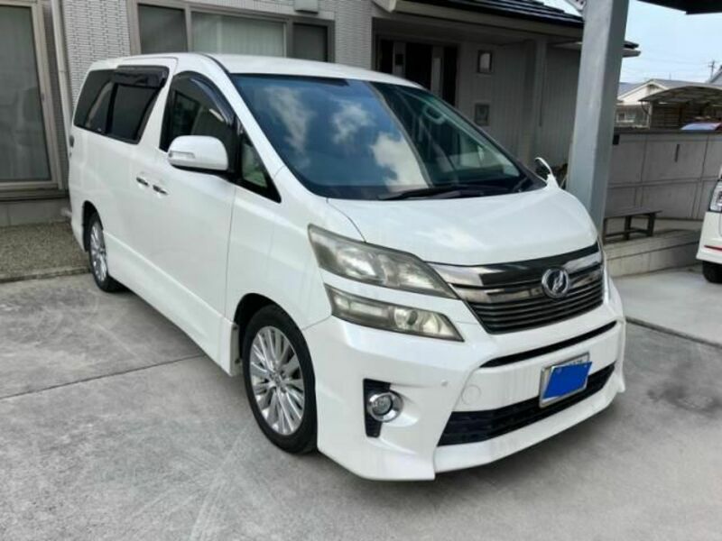 TOYOTA VELLFIRE