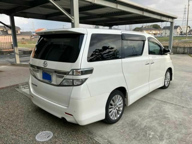 VELLFIRE