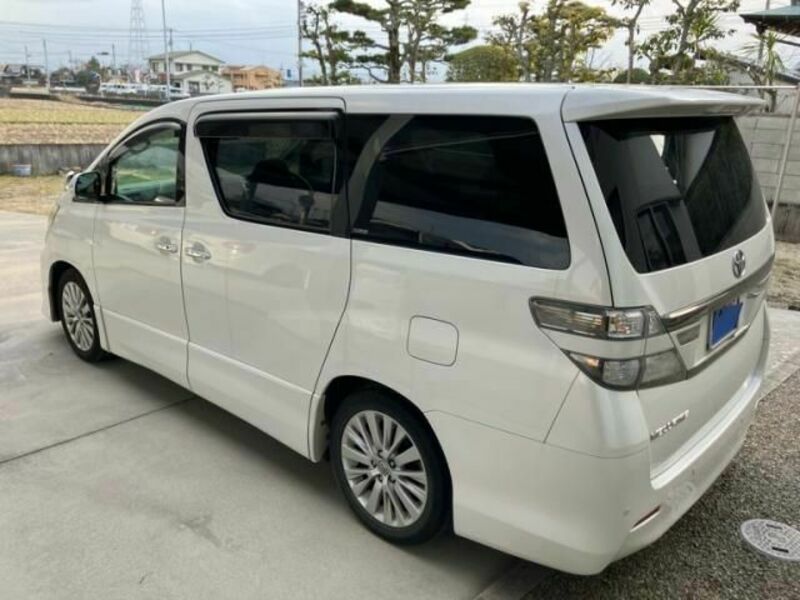 VELLFIRE