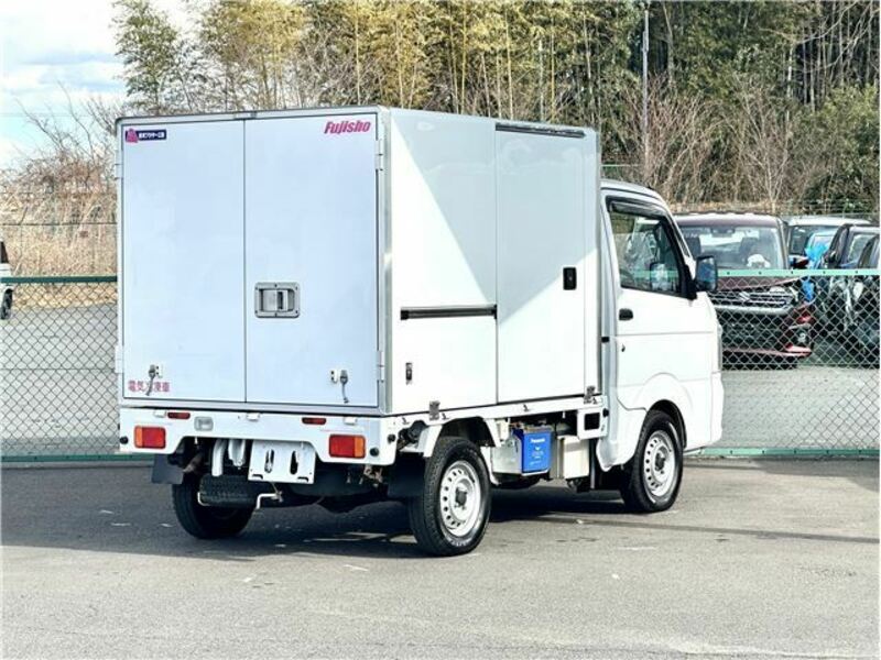 CARRY TRUCK