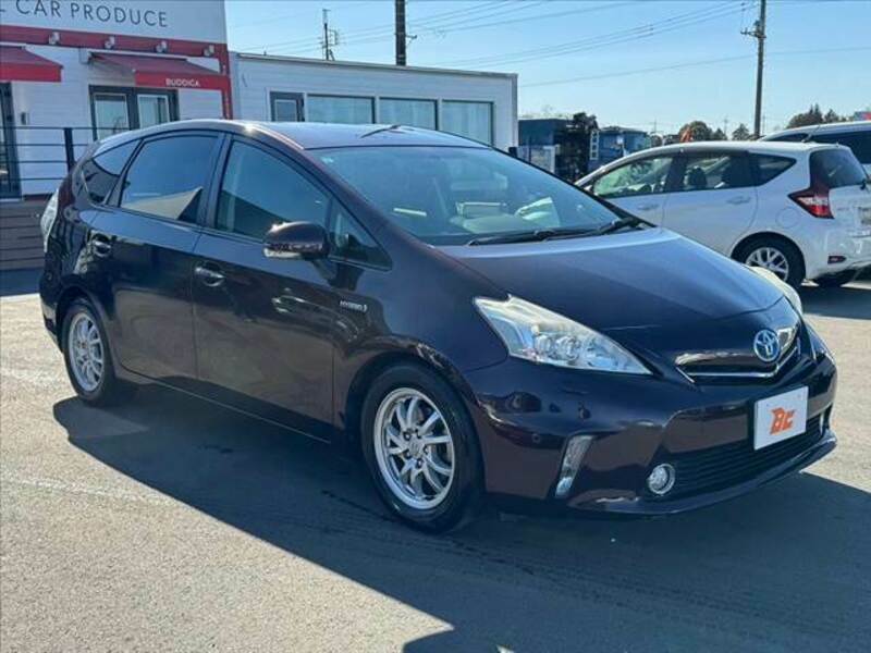 PRIUS ALPHA