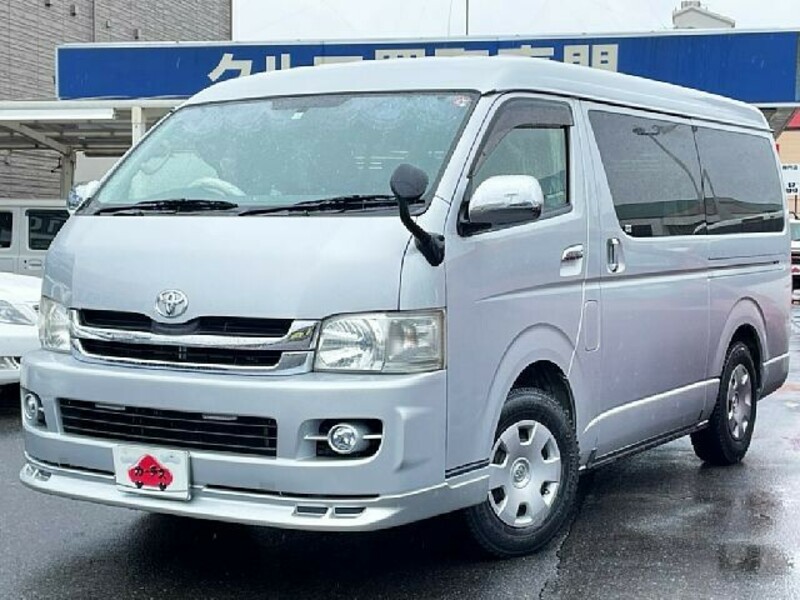 TOYOTA HIACE WAGON