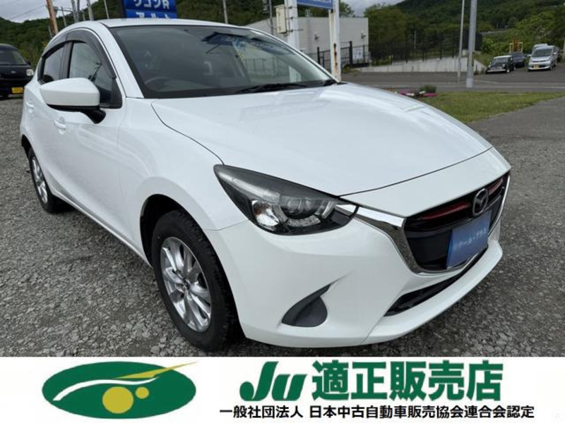 MAZDA　DEMIO