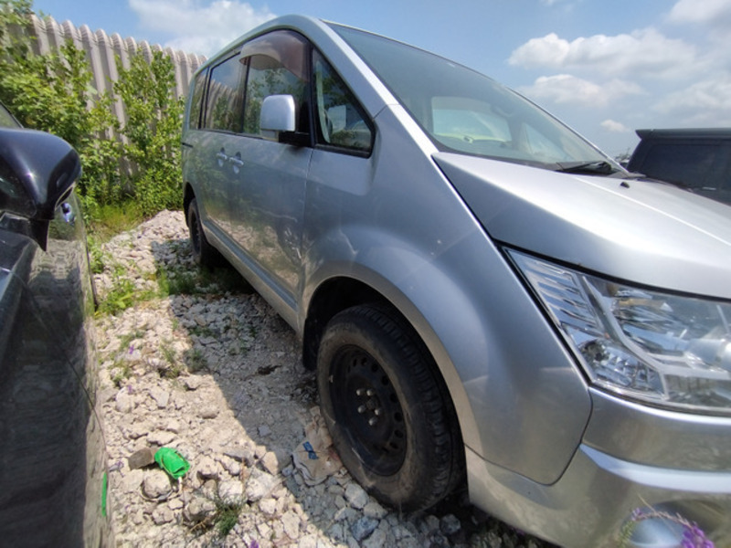 DELICA D5