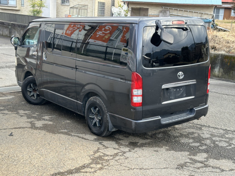 HIACE VAN