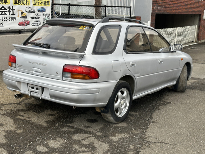 IMPREZA SPORTSWAGON