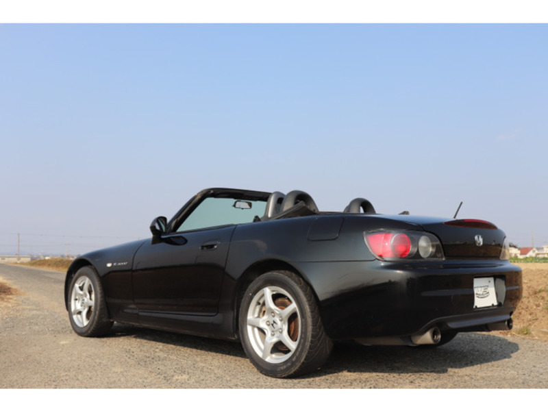 S2000