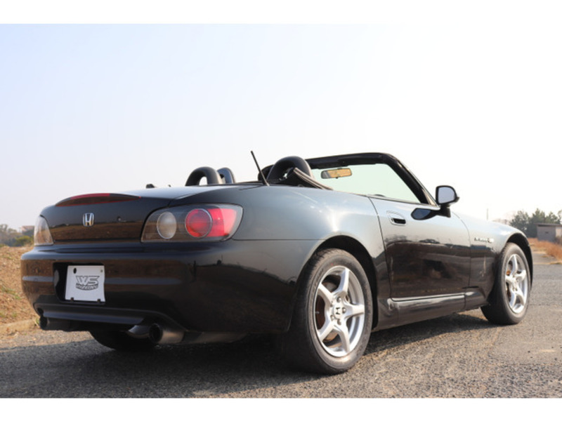 S2000