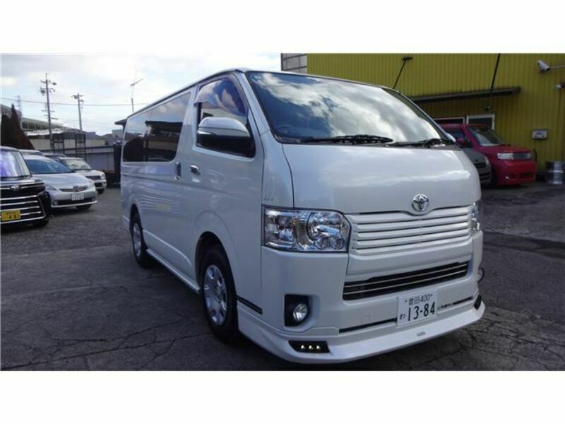 HIACE VAN