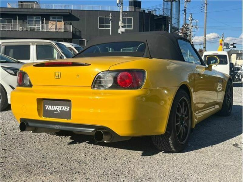 S2000