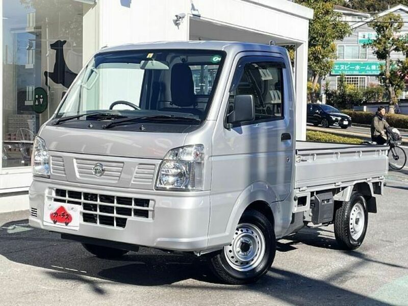 NISSAN NT100 CLIPPER