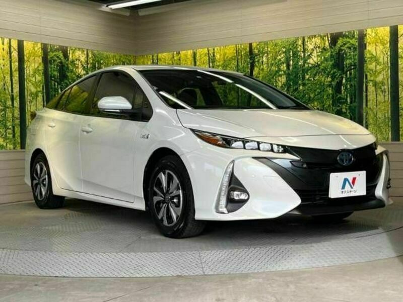 PRIUS PHV