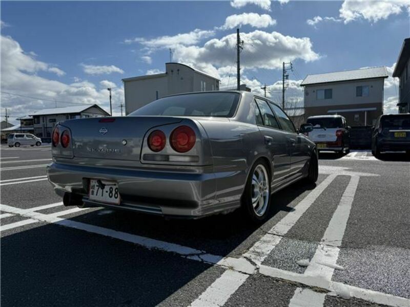 SKYLINE