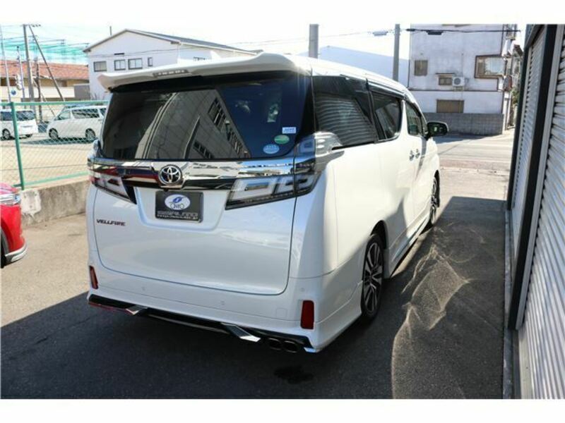 VELLFIRE