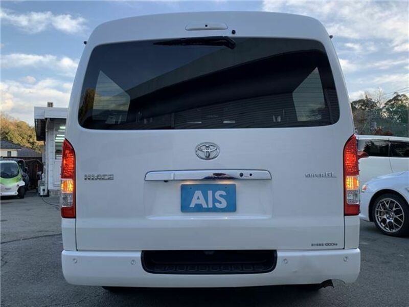 HIACE VAN