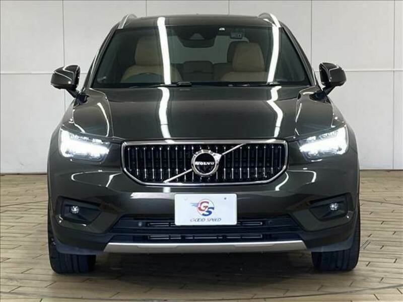 XC40