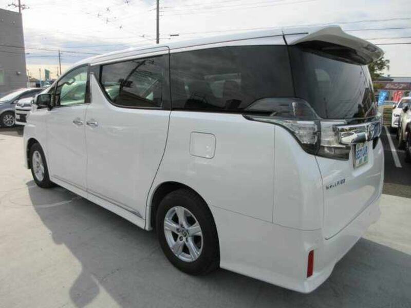 VELLFIRE