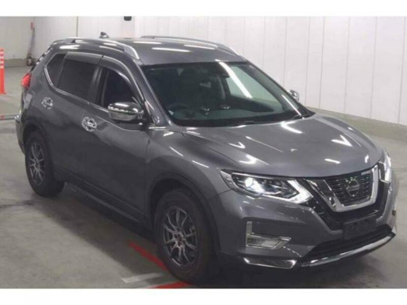 X-TRAIL