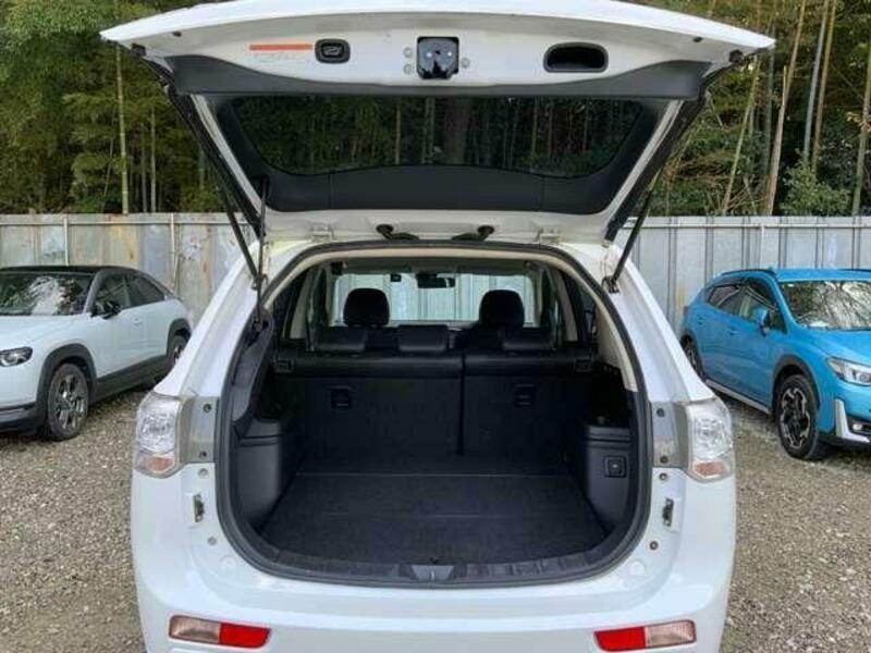 OUTLANDER PHEV