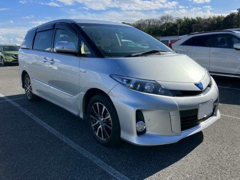 TOYOTA ESTIMA HYBRID