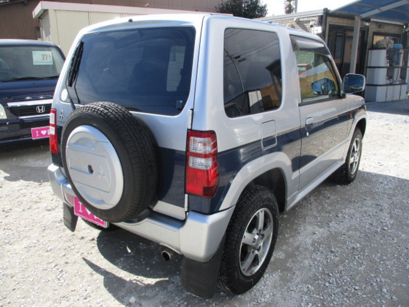 PAJERO MINI