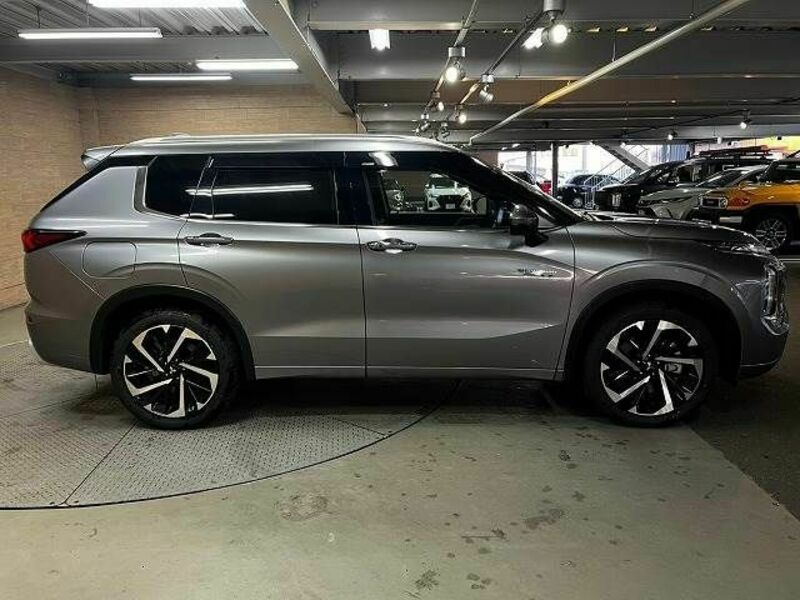 OUTLANDER PHEV