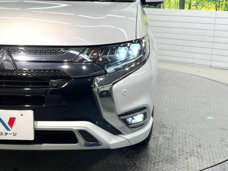 OUTLANDER PHEV