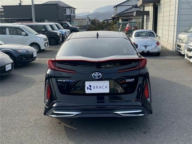 PRIUS PHV