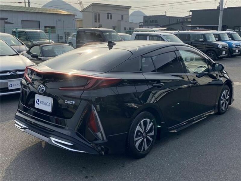 PRIUS PHV