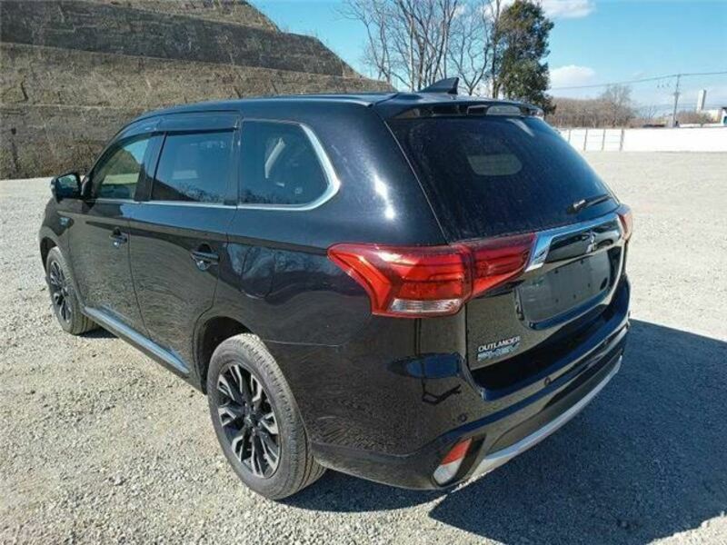 OUTLANDER PHEV