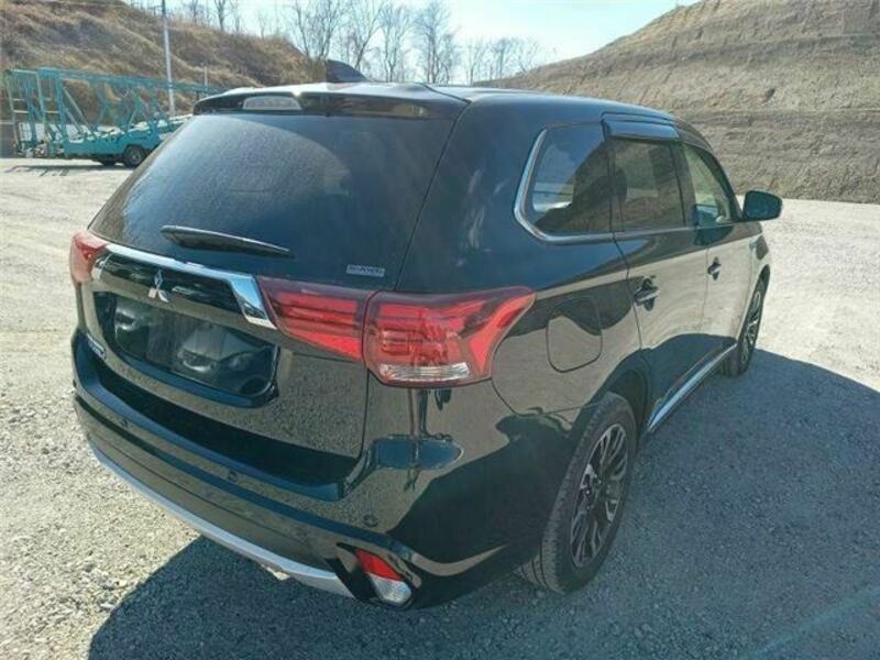 OUTLANDER PHEV