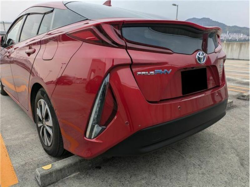 PRIUS PHV