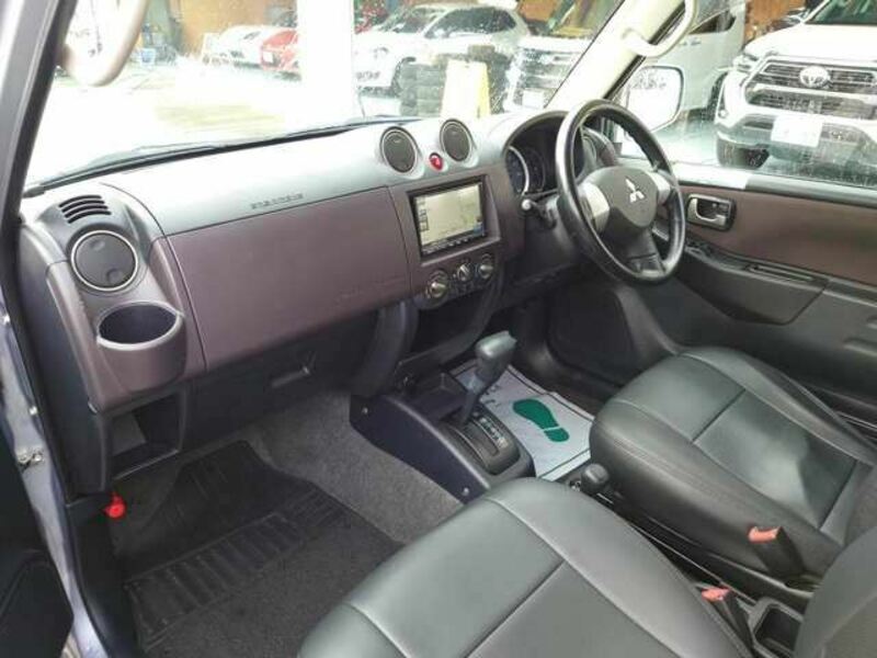 PAJERO MINI