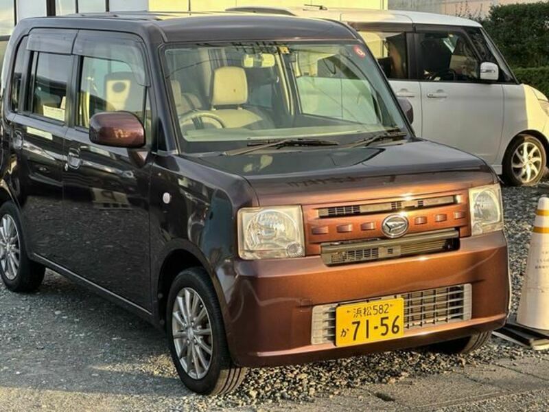 DAIHATSU MOVE CONTE