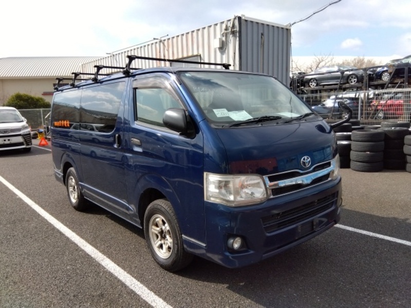 HIACE VAN