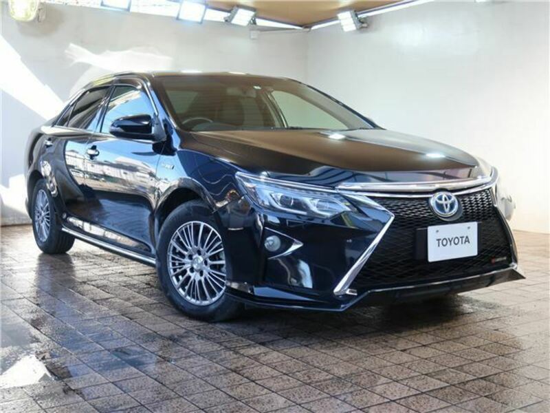 TOYOTA CAMRY