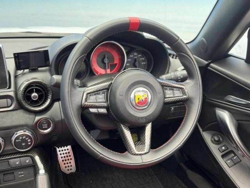 ABARTH 124 SPIDER