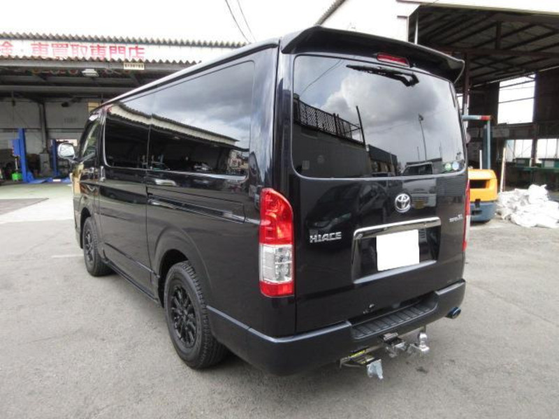 HIACE VAN