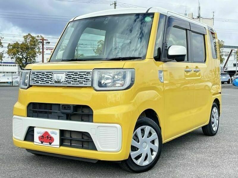 DAIHATSU WAKE