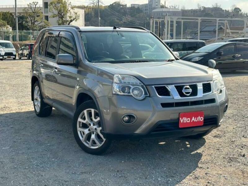 X-TRAIL