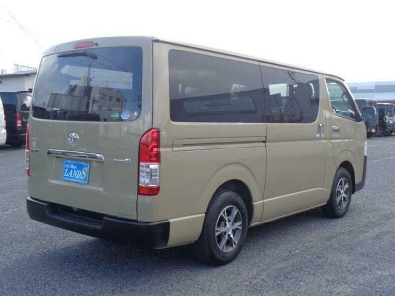 HIACE VAN