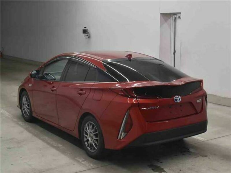 PRIUS PHV