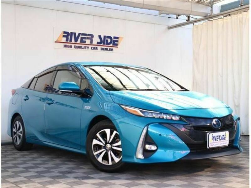 PRIUS PHV