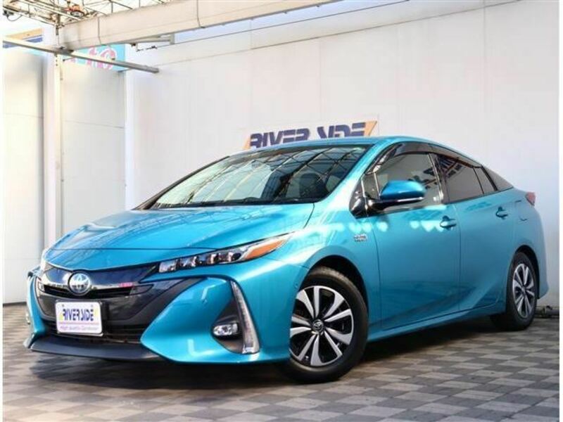 PRIUS PHV