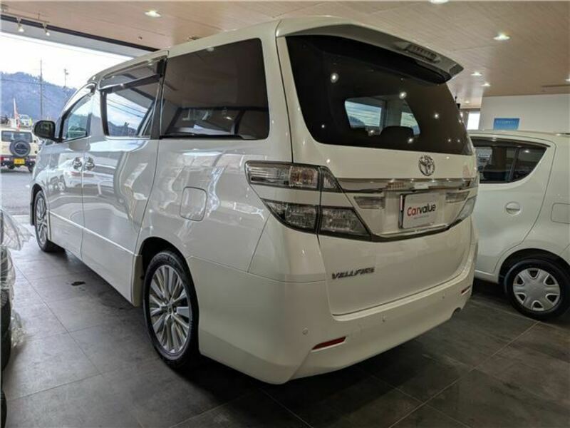 VELLFIRE